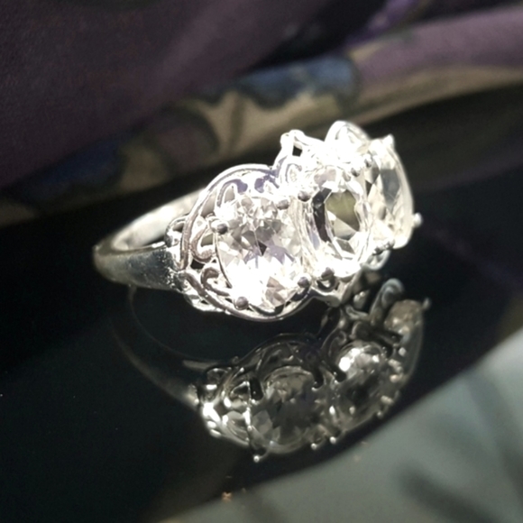 925 SS White Sapphire 3 Stone Ring - Picture 6 of 7